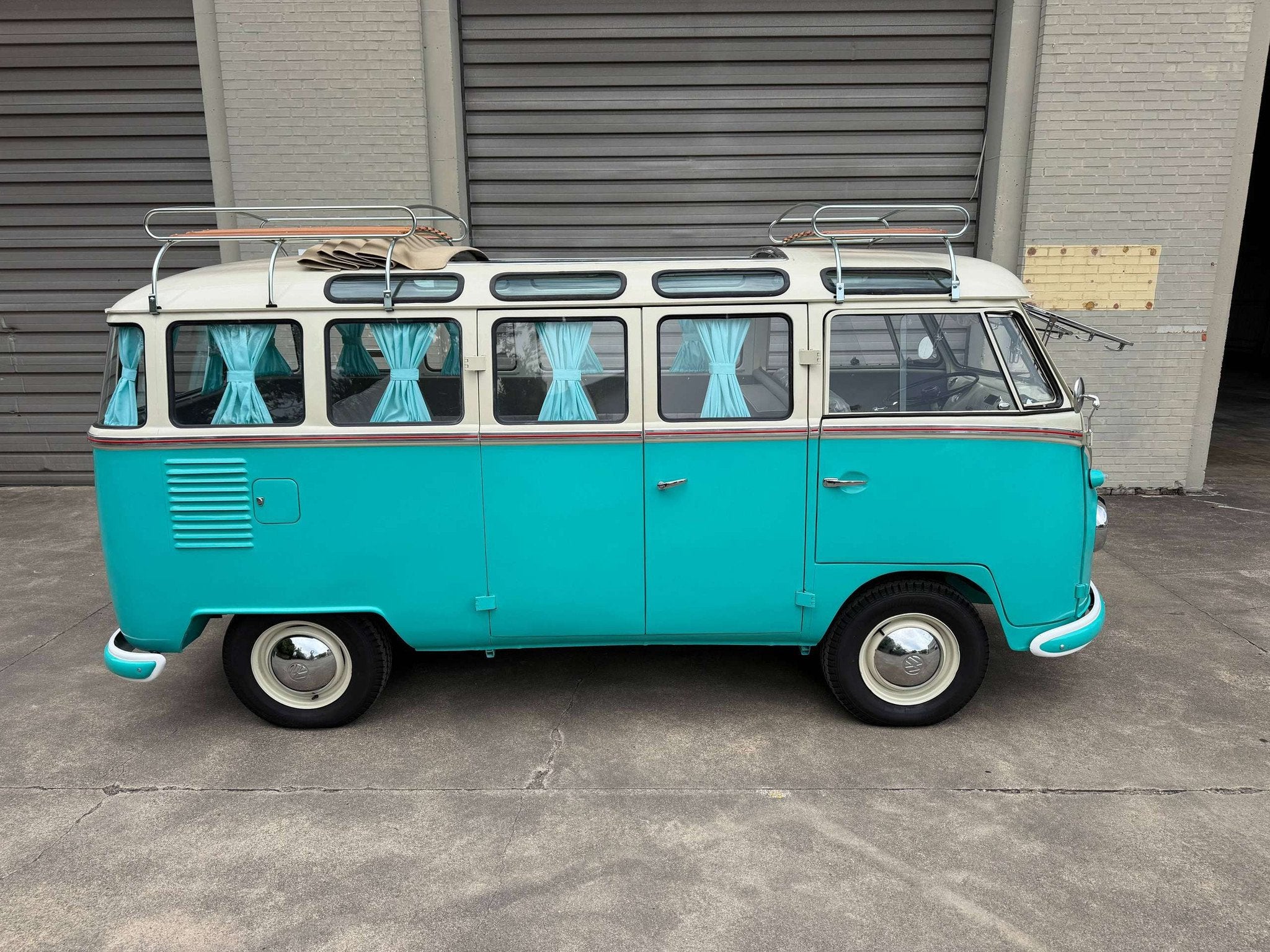 Volkswagen T1 Kombi Samba Style 23 Window Safari Windows, foto 5