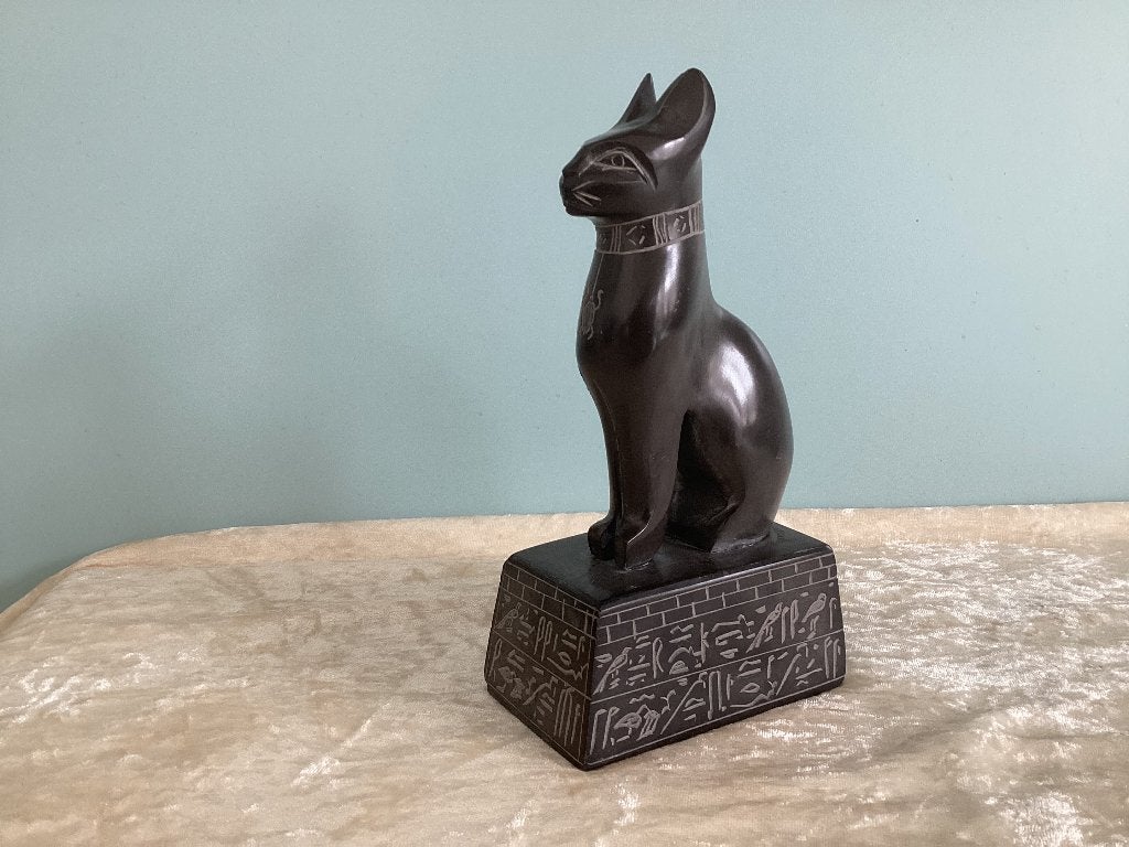 Chat égyptien - Bastet en pierre (stéatite). 045/H., Enlèvement