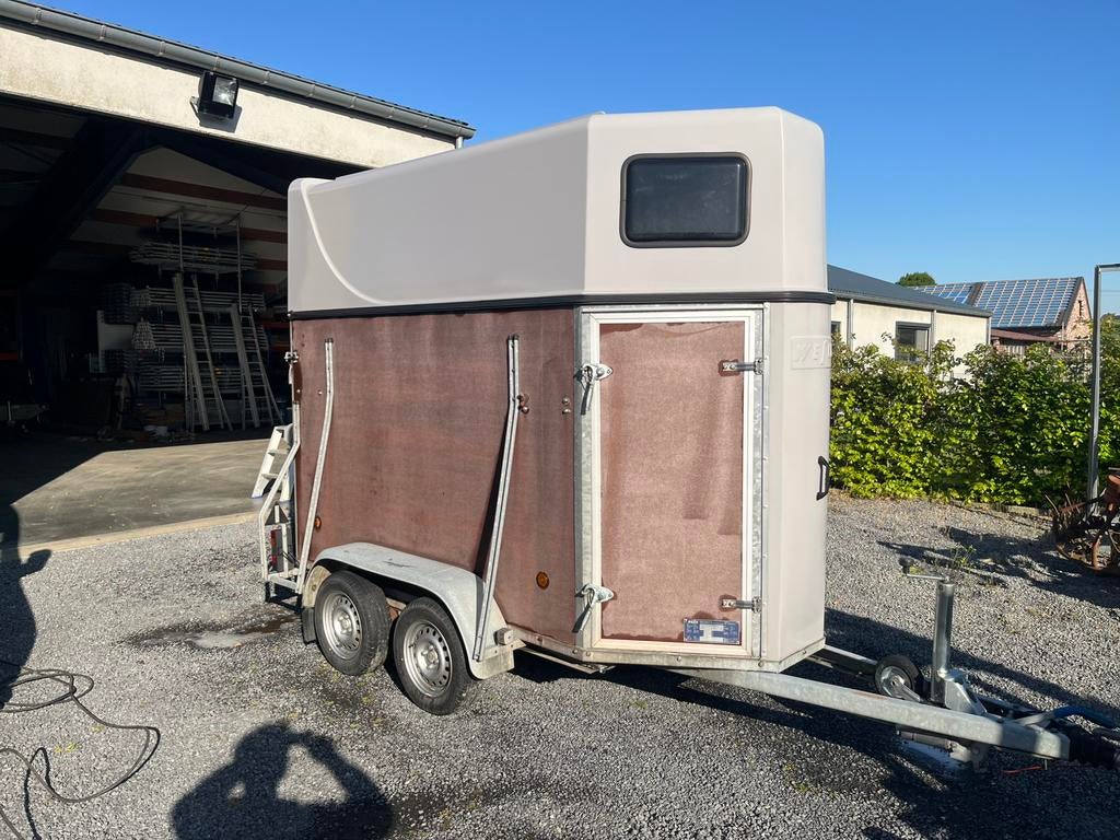Paardentrailer wesco 1,5 paard rijbewijs B, Ophalen, Zo goed als nieuw, Hout, 1½-paards trailer