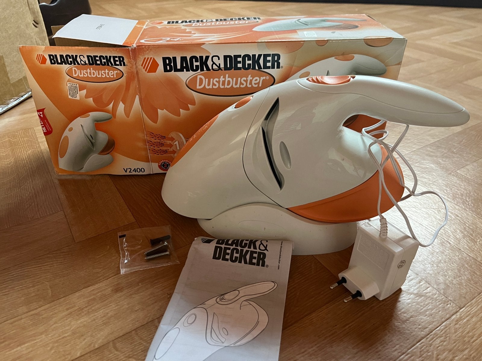 Dustbuster black&decker, Ophalen, Overige merken, Kruimeldief, Oplaadstation