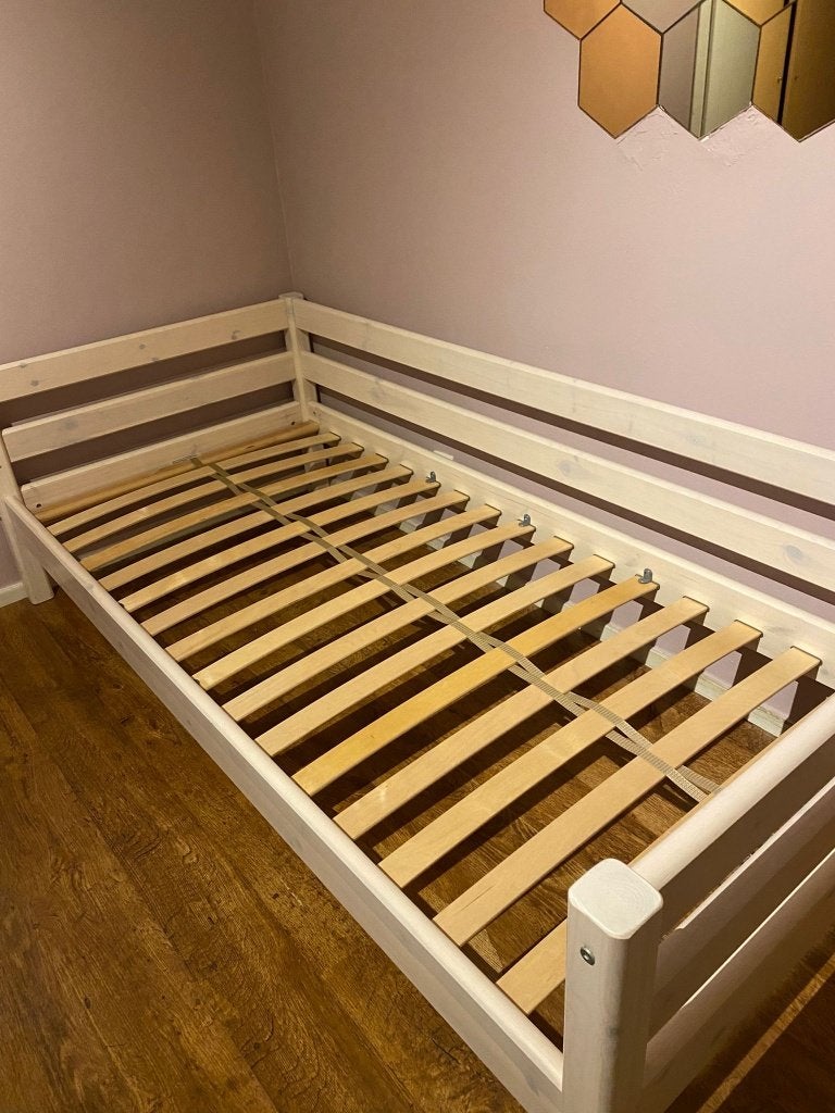 Lit Flexa blanc 90 x 200cm + lit gigogne + 2 matelas, Ophalen, Gebruikt, 180 cm of meer, 85 tot 100 cm