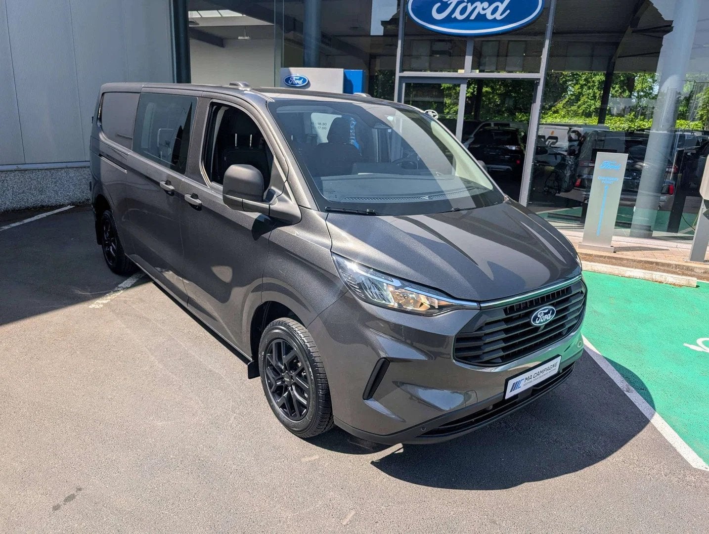 Ford Transit Custom DC 6pl Trend 320L L2 2.0TDCi 170pk A8 au, Automaat, 4 deurs, Stof, Zwart