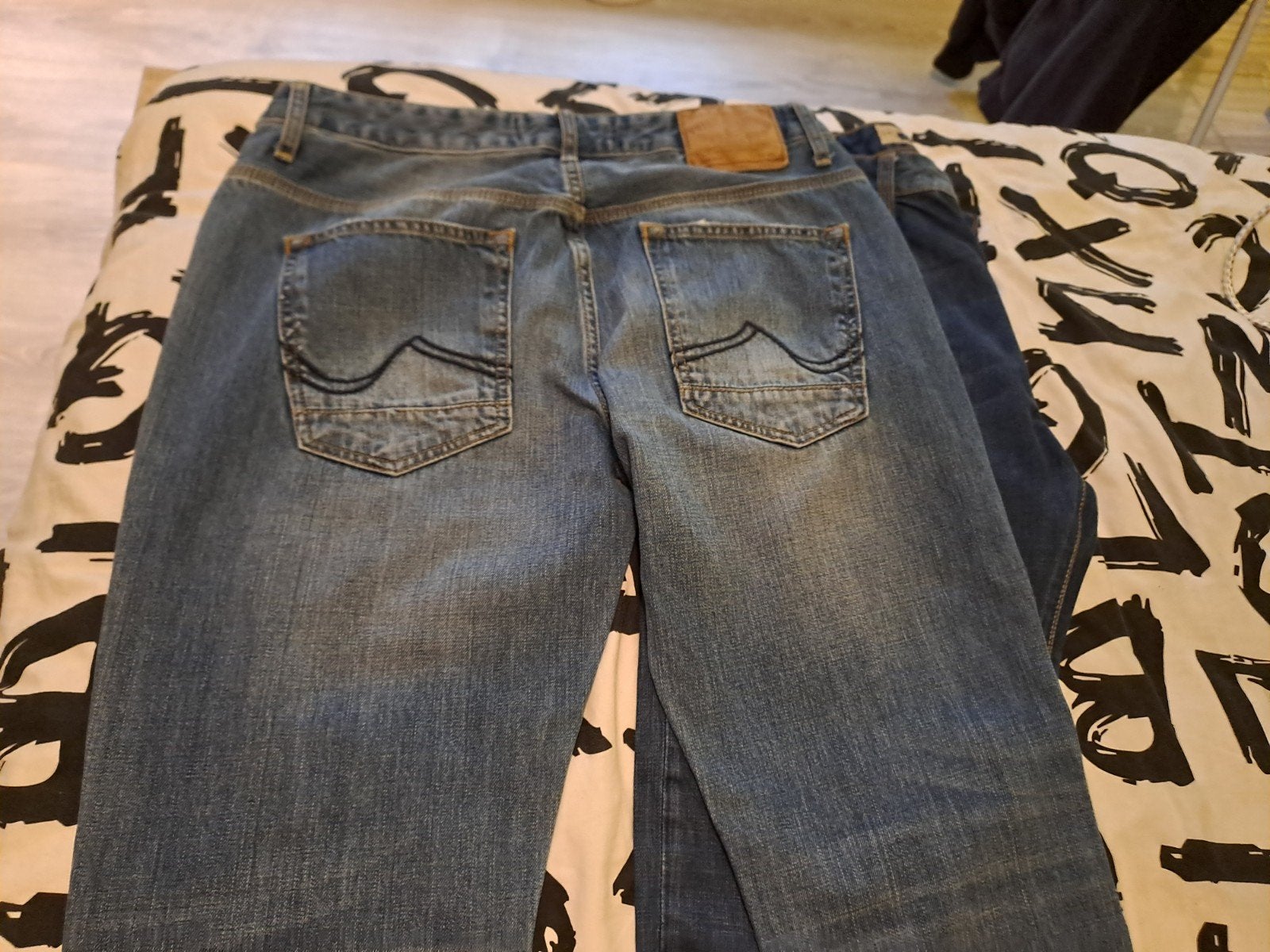 2 nieuwe broeken van petrol, Kleding | Heren, Ophalen