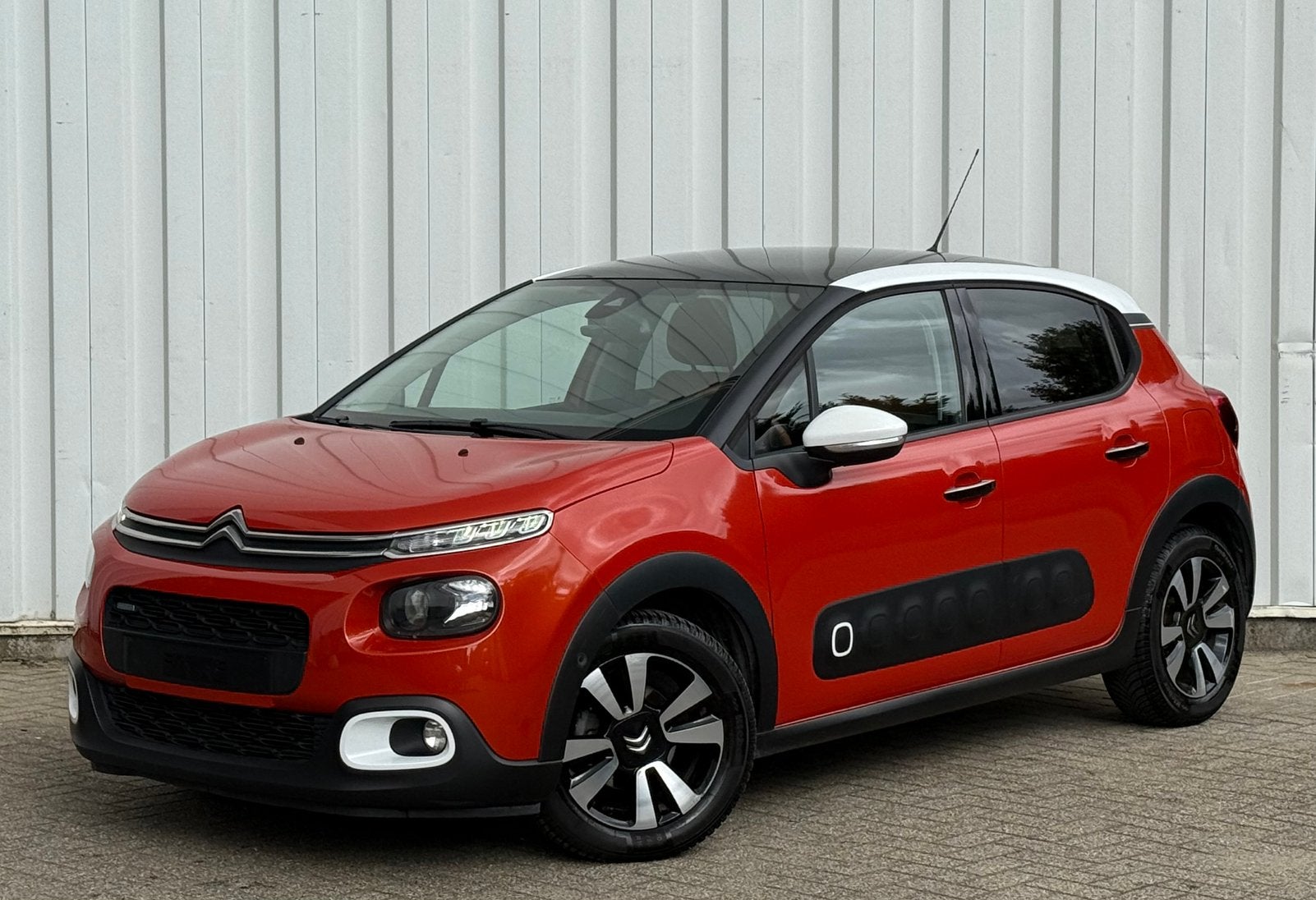 - Citroën C3 - 1.2 Essence - BJ2017 - Automatique - Carplay, Autos, Achat, Euro 6, Entreprise, 110 g/km
