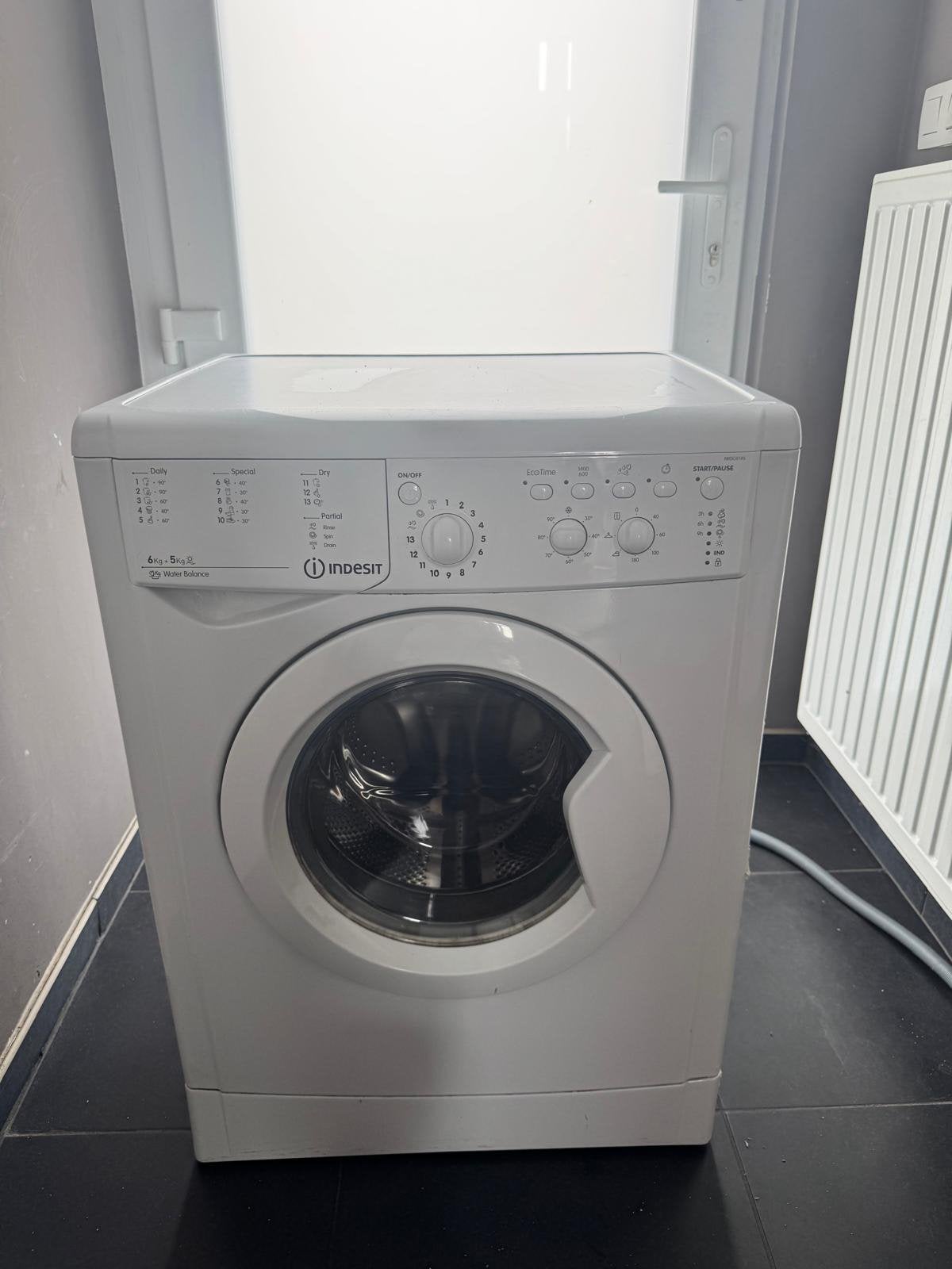 Indesit droog-wasmachine, Ophalen, Gebruikt