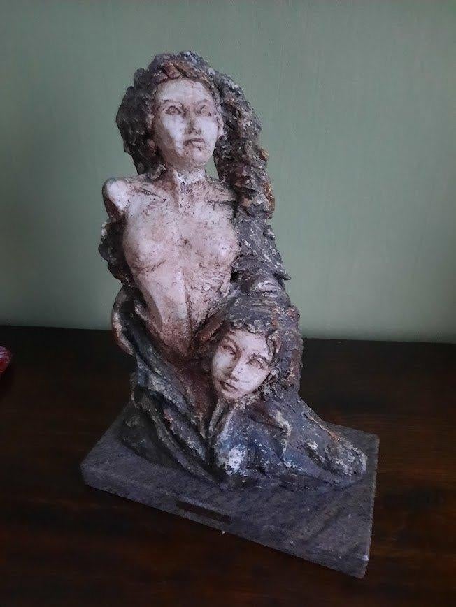 beeld keramiek, Antiek en Kunst, Ophalen, Overige onderwerpen, 20 - 50 cm, Steen of Keramiek