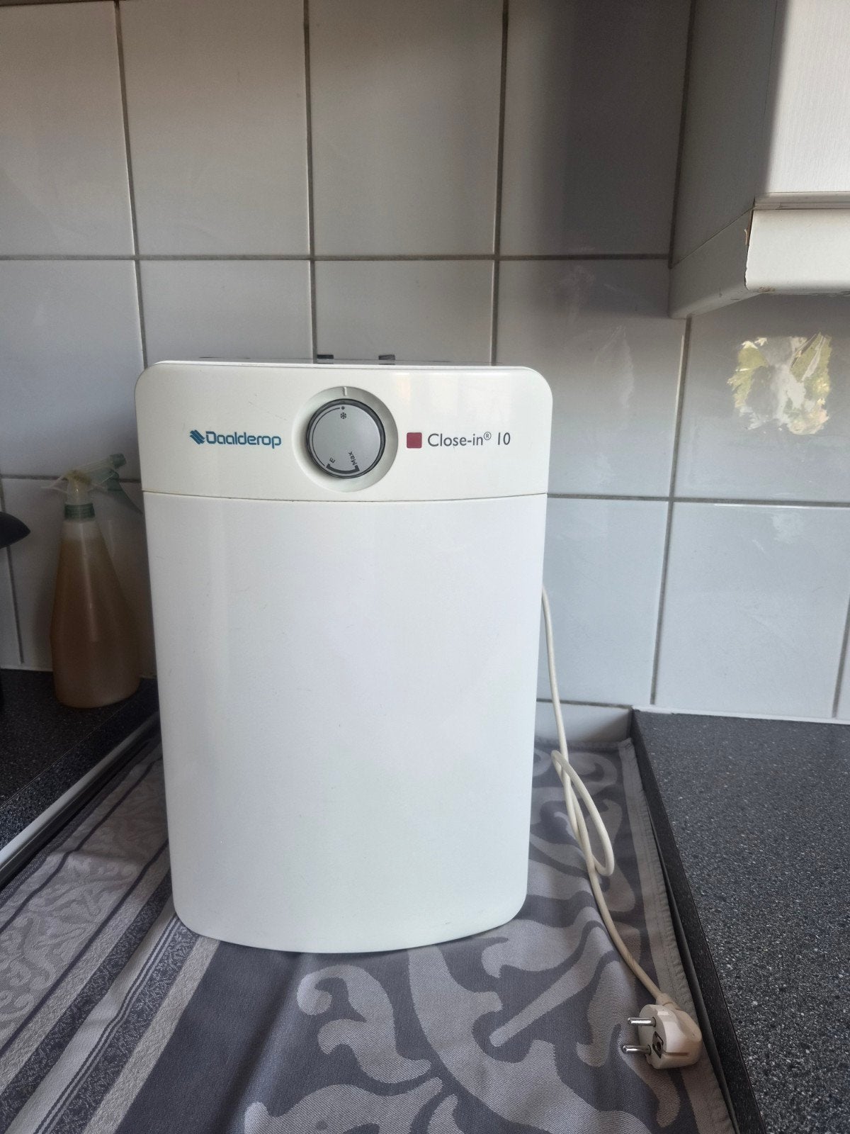 Daalderop 10 liter close in werk perfect, Doe-het-zelf en Bouw, Chauffageketels en Boilers, Minder dan 20 liter, Ophalen, Zo goed als nieuw