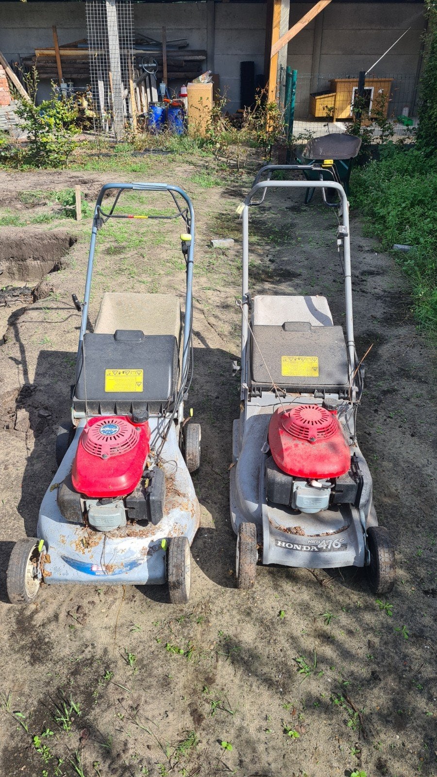 2 honda grasmaaiers, Tuin en Terras, Ophalen
