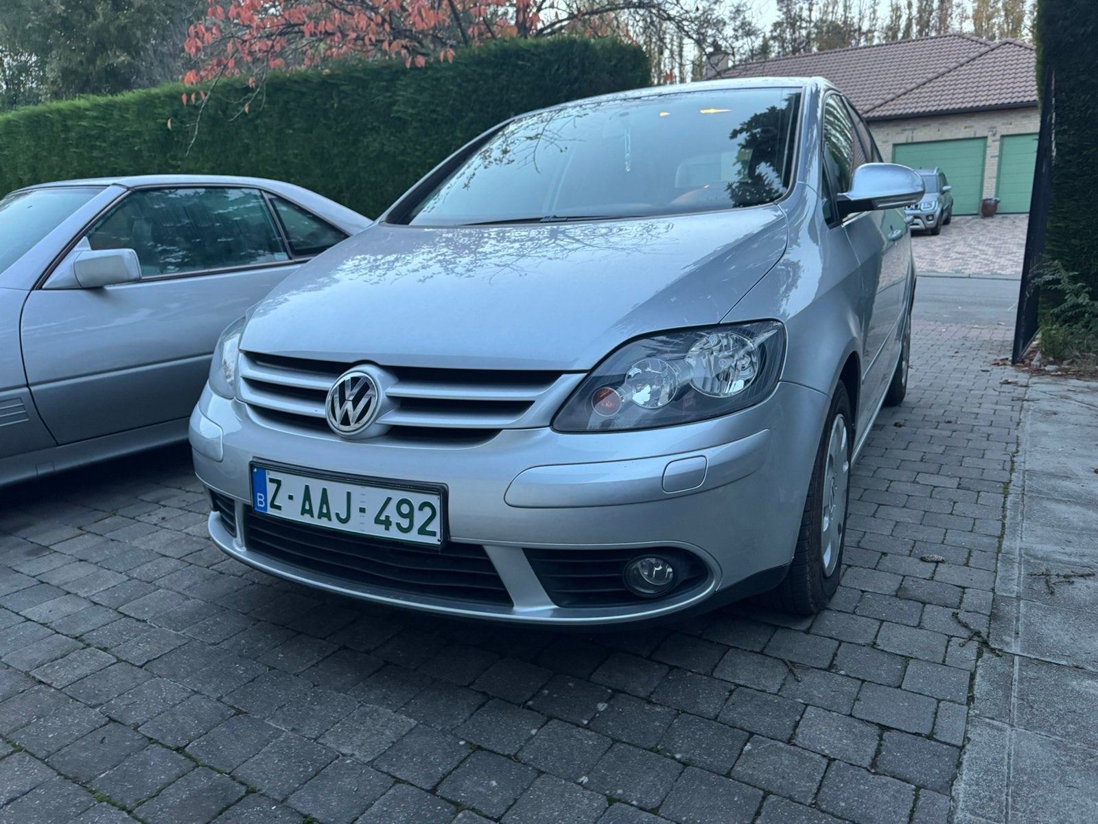 Vw Golf plus Automatic 127000 km marchand ou export, Zwart, 4 cilinders, Bedrijf, https://public.car-pass.be/vhr/9fd4296c-79e0-4415-af84-948db1c0b50a