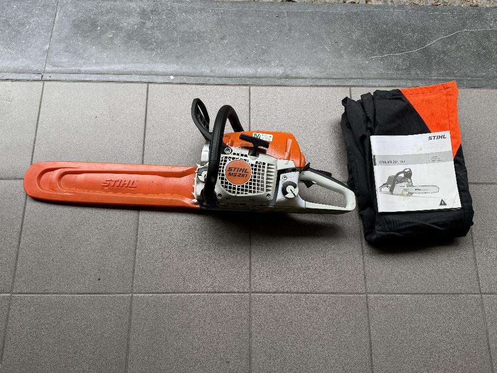 kettingzaag stihl MS251, Enlèvement, Utilisé, Tronçonneuse, Stihl