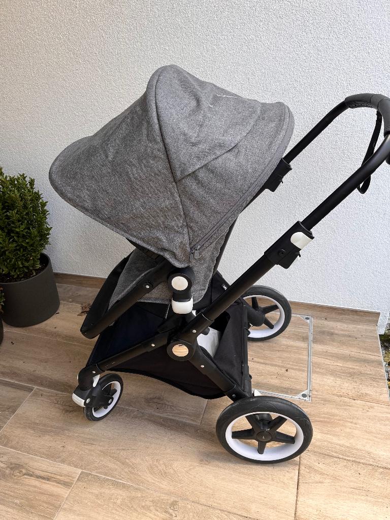 Kinderwagen, Kinderen en Baby's, Kinderwagens en Combinaties, Bugaboo, Verstelbare duwstang, Zo goed als nieuw, Ophalen