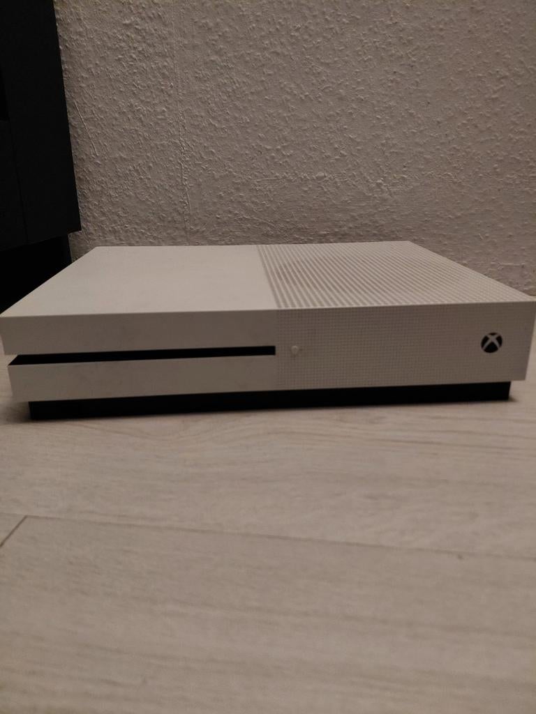 ! XBOX ONE S !, Games en Spelcomputers, Spelcomputers | Xbox One, 500 GB, Xbox One S, Ophalen of Verzenden, Zo goed als nieuw
