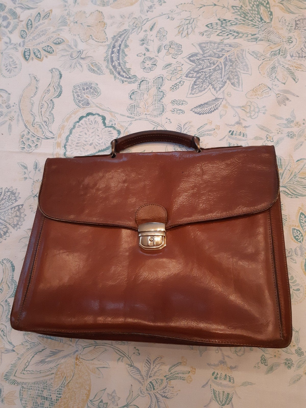 malette cuir, Bijoux, Sacs & Beauté, Sacs | Cartables, Enlèvement, Cuir