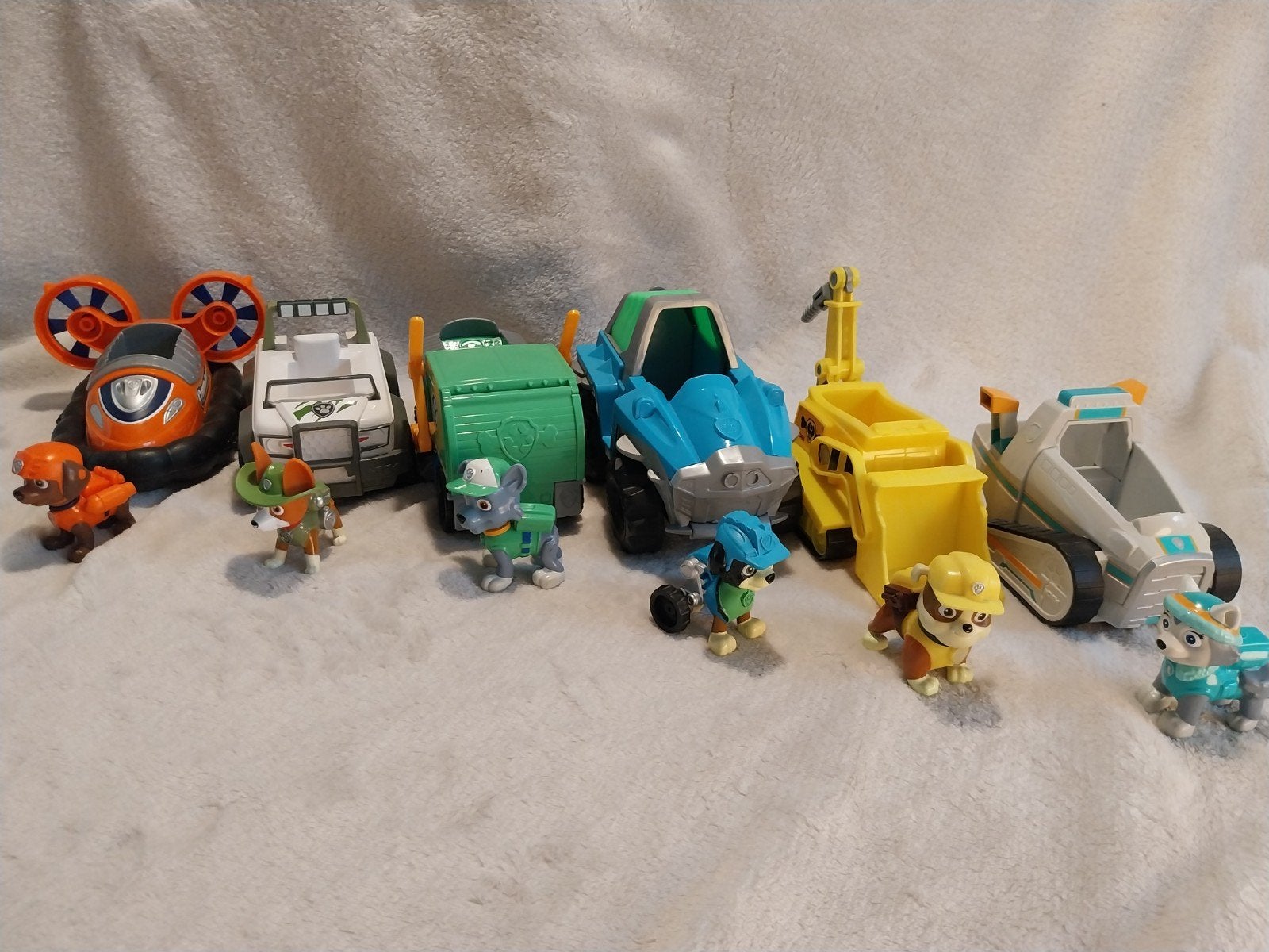 6 véhicules PAW PATROL, Enlèvement