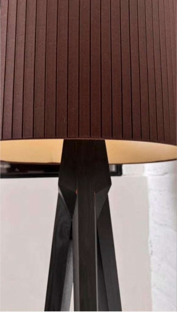 Prachtige houten driepoot staanlamp (167 cm), Vintage look, Antiek en Kunst, Ophalen