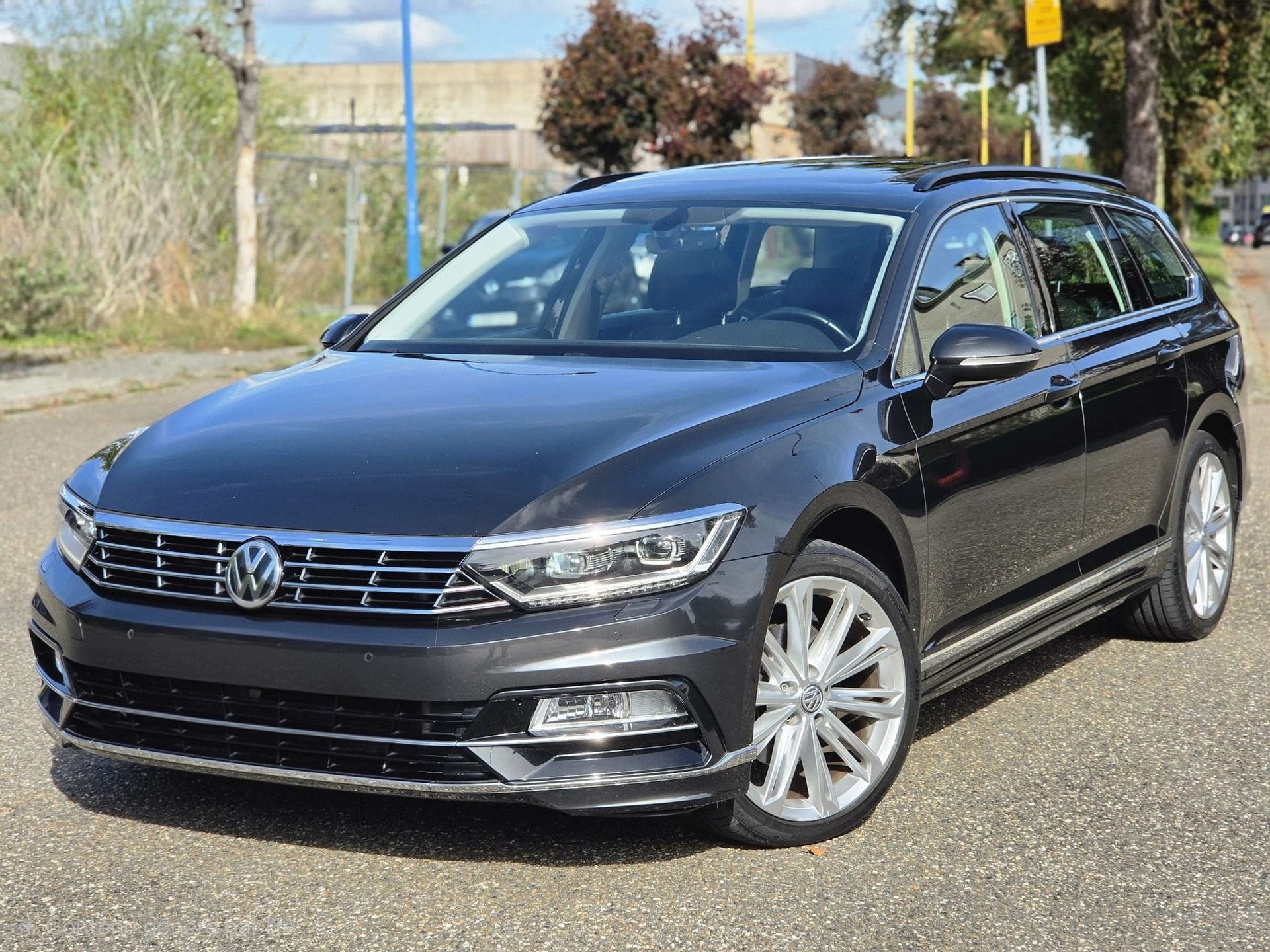 Volkswagen Passat Variant 2.0 TDi Highline DSG / FULL OPTION, Automaat, Dealer onderhouden, Stof, 4 cilinders