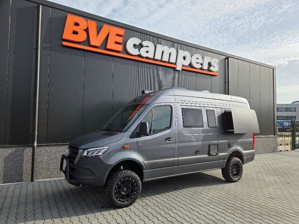Clever / Possl Aventuro 4x4 Mercedes Sprinter Campervan, Automaat, Luifel, Koelkast, Tot en met 2