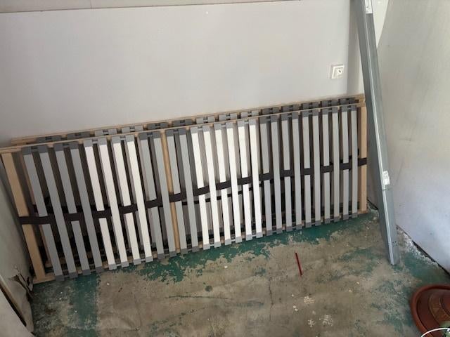 2 Sommiers 70x200  + Poutre SKORVA - État impeccable, Enlèvement, Sommier, 200 cm, Deux personnes