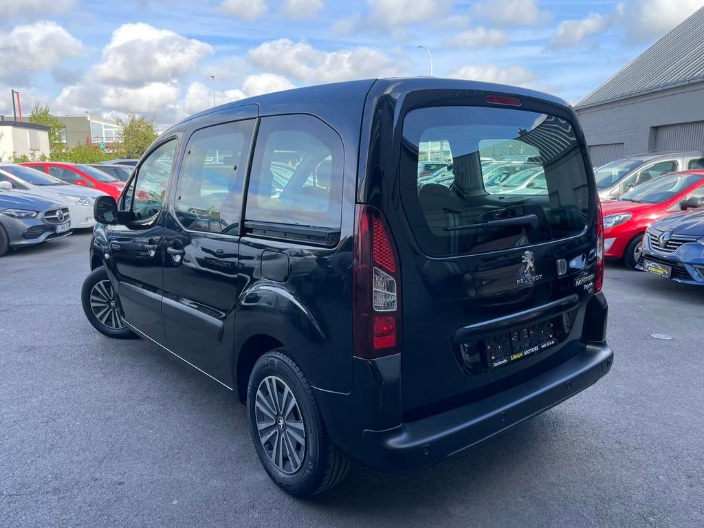 Peugeot Partner Tepee 1.6HDi | Airco | 5plaats | GARANTIE |, Auto's, Peugeot, Euro 5, Stof, Zwart, Parkeersensor