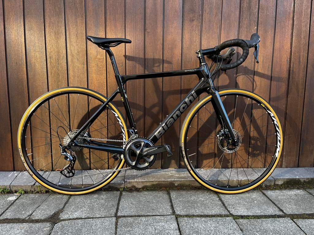 Bianchi sprint carbon disc, Vélos & Vélomoteurs, 53 à 57 cm, Enlèvement, Comme neuf, Carbone