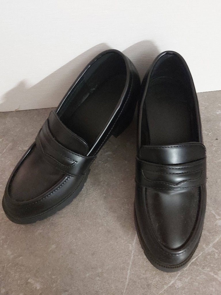 Paires de chaussures noires 36, Vêtements | Femmes, Chaussures, Sans marque, Chaussures à haut talons, Comme neuf, Enlèvement