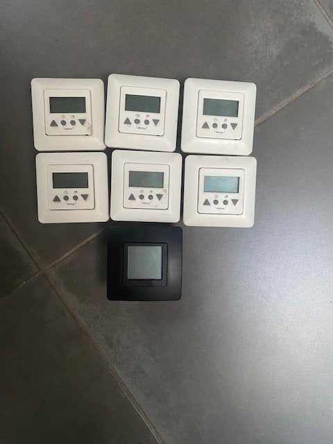 uurwerkjes voor roluiken 7 stuks, Doe-het-zelf en Bouw, Ophalen of Verzenden, Zo goed als nieuw, Elektrische bediening