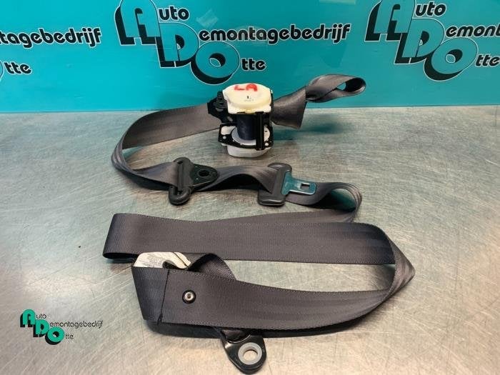 Ceinture de sécurité arrière gauche d'un Toyota Yaris Ver, -, 3 mois de garantie, Toyota, Utilisé