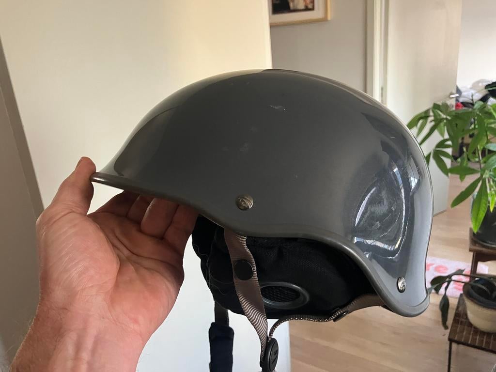 Skihelm snowboardhelm Giro bad lietenant, Ophalen, Zo goed als nieuw
