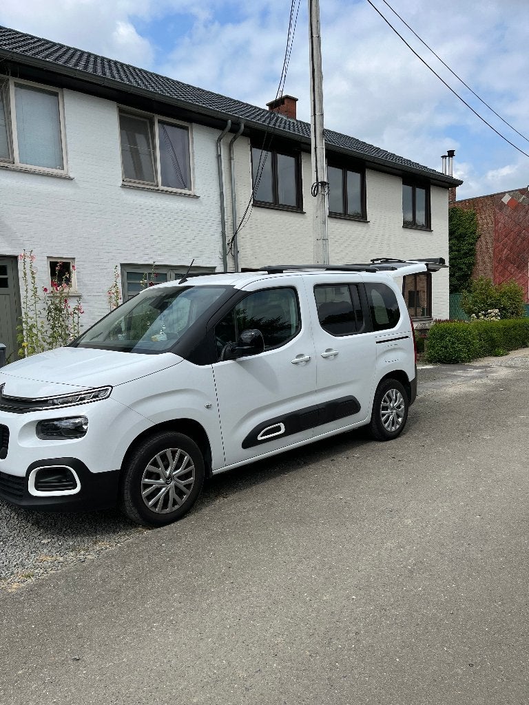 Citroën Berlingo Feel L1 shine rolstoeltoegankelijk, Automaat, 4 zetels, Wit, 5 deurs