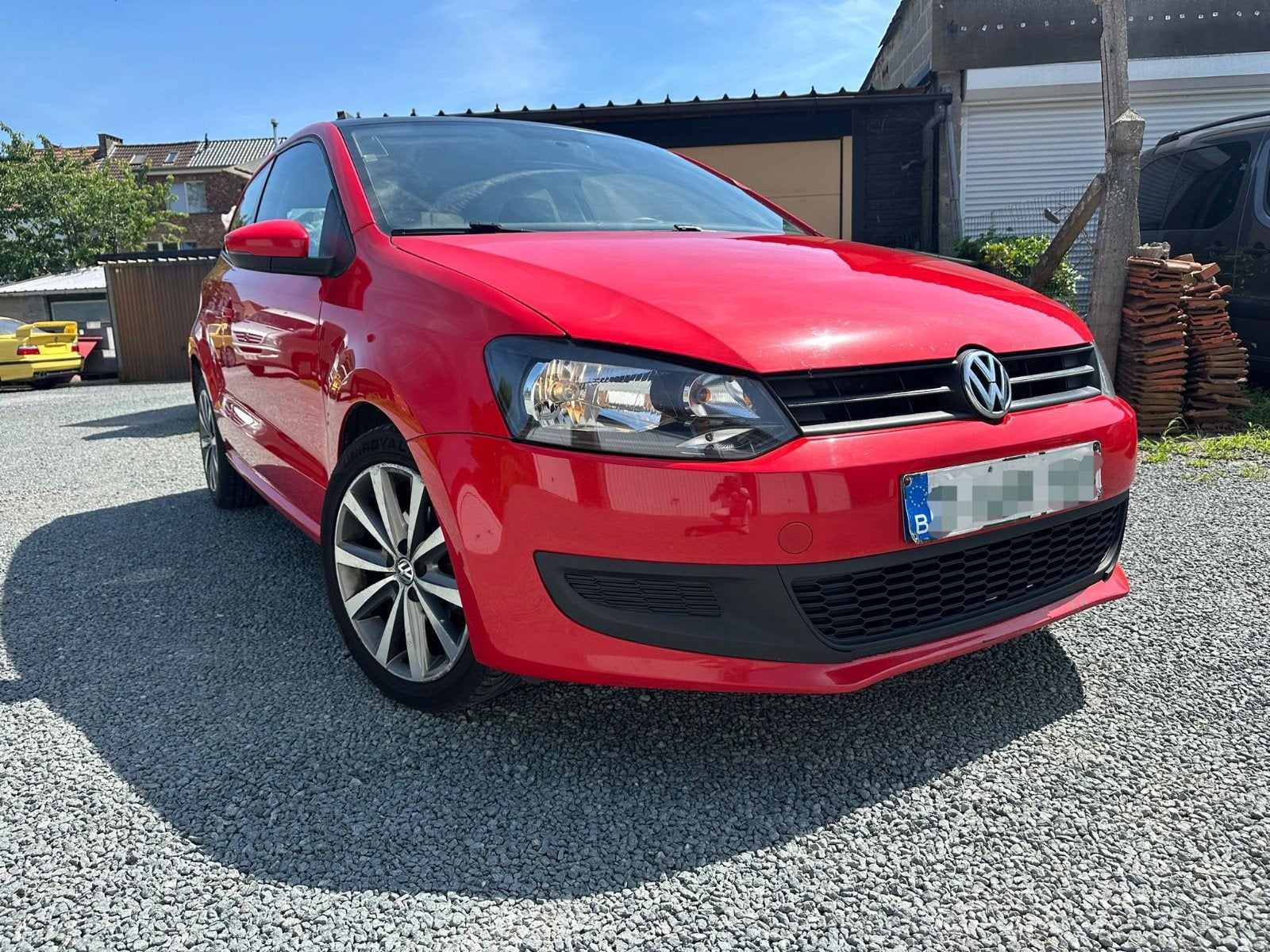 Vw POLO 1.2 ESSENCE, Rouge, Euro 5, Achat, Boîte manuelle