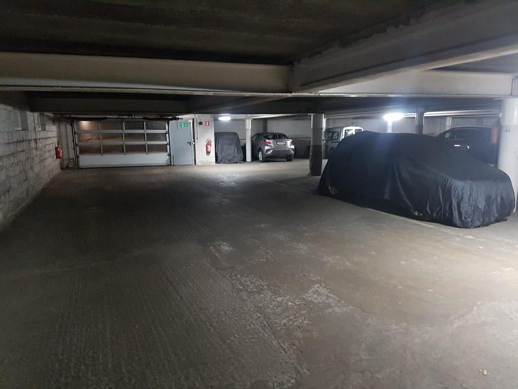 Place de parking à vendre pour 10 000 euros