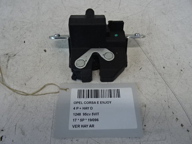 ACHTERKLEPSLOT Opel Corsa E (01-2014/-), Auto-onderdelen, Gebruikt, Opel, Achterklep
