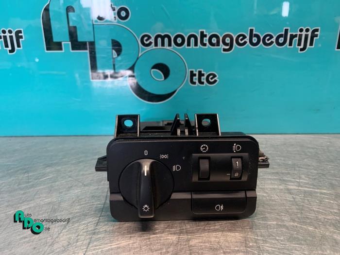 Commutateur lumière d'un BMW 3-Serie (3-Serie 98-), -, 3 mois de garantie, Utilisé, -