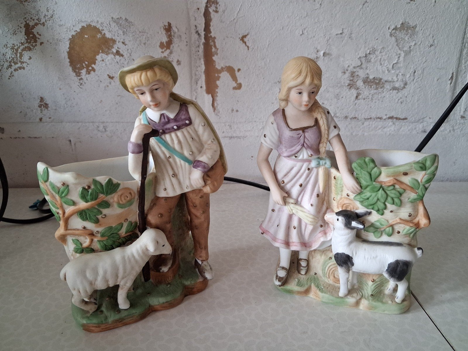 porseleinen koppel herders floreiras, Enlèvement