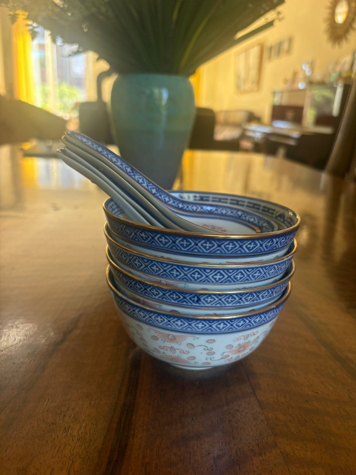 4 bols en porcelaine + cuillères assorties – style asiatique, Enlèvement