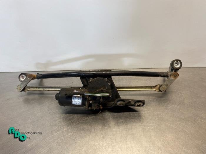 Moteur + mécanique essuie-glace d'un Ford Transit Connect (, Autos : Pièces & Accessoires, Vitres & Accessoires, Ford, Utilisé