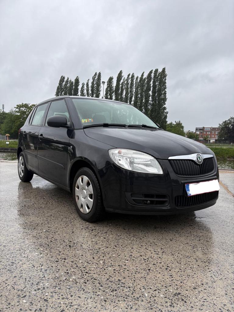 SKODA FABIA HTP 2010 - 1.2 Essence, Autos, Skoda, Particulier, Fabia, ABS, Airbags, Air conditionné, Ordinateur de bord, Electronic Stability Program (ESP)