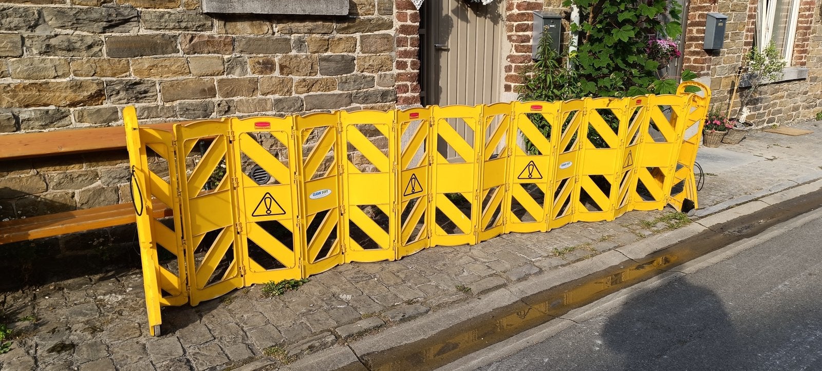 Barrière de chantier pliable, Enlèvement, Utilisé, Autres types