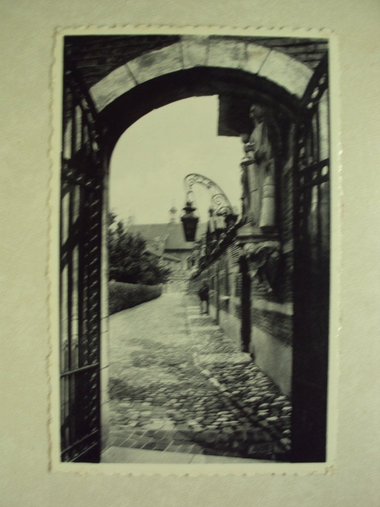 57525 - ANTWERPEN - BEGIJNHOF GEBOUWD IN 1546 - ZIE 2 FOTO'S, Ophalen of Verzenden, Antwerpen