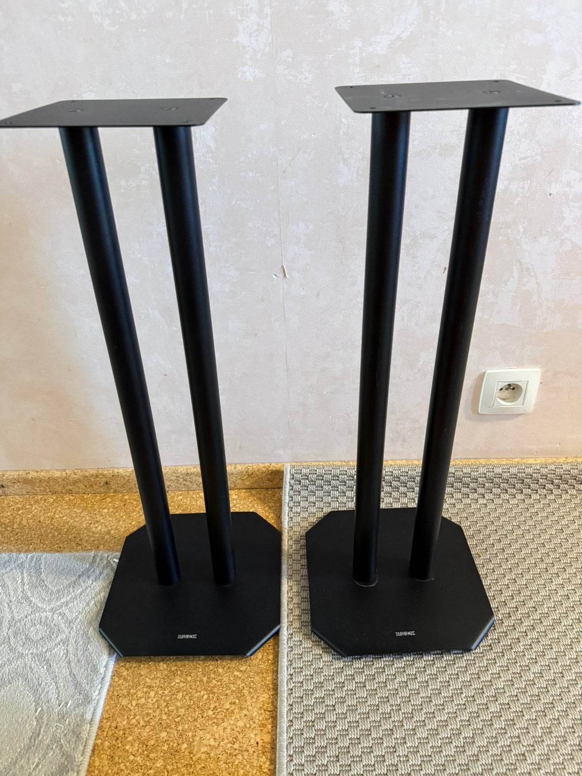 Speakerstativen speaker stands luidspreker steunen, Muziek en Instrumenten, Ophalen of Verzenden, Zo goed als nieuw, Speaker