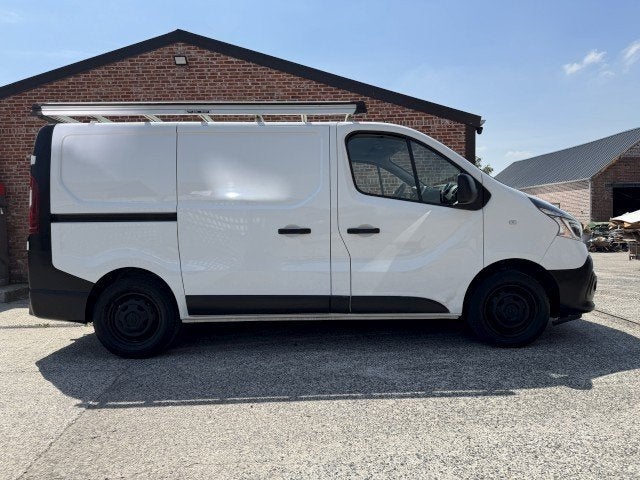 Renault Trafic 2.0 DCI  3 places/attelage de remorque/2021, Autos, Camionnettes & Utilitaires, 144 g/km, Achat, Entreprise, Noir