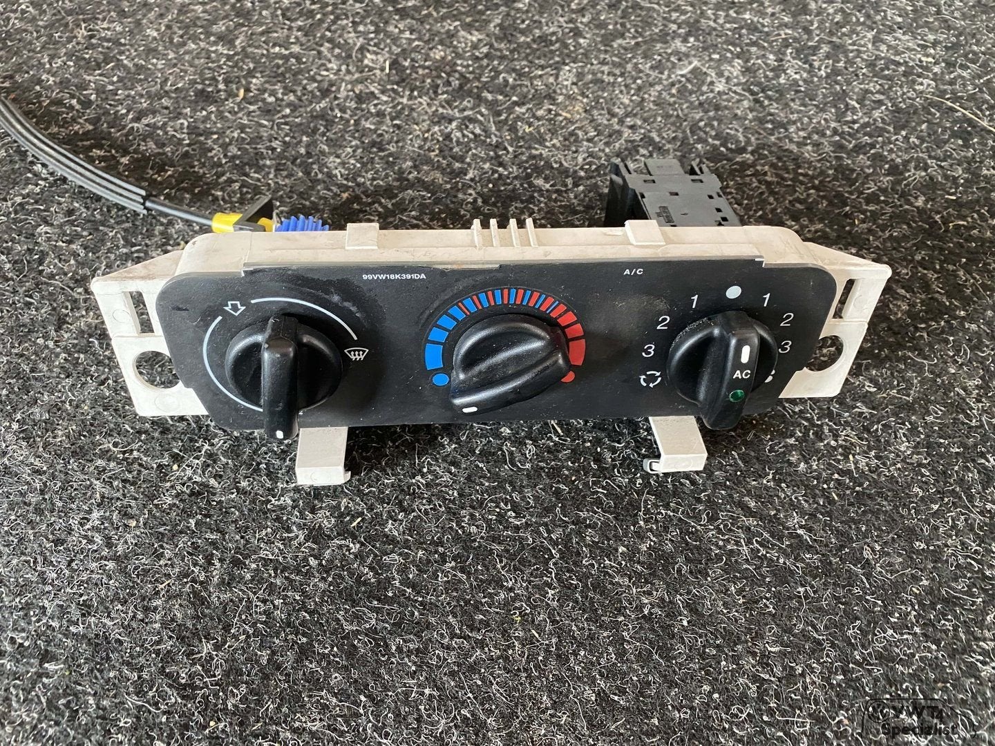 Ford Transit 1990-2000 kachel airco bedieningspanee, Auto-onderdelen, Dashboard en Schakelaars, Gebruikt, -, -, Ophalen of Verzenden