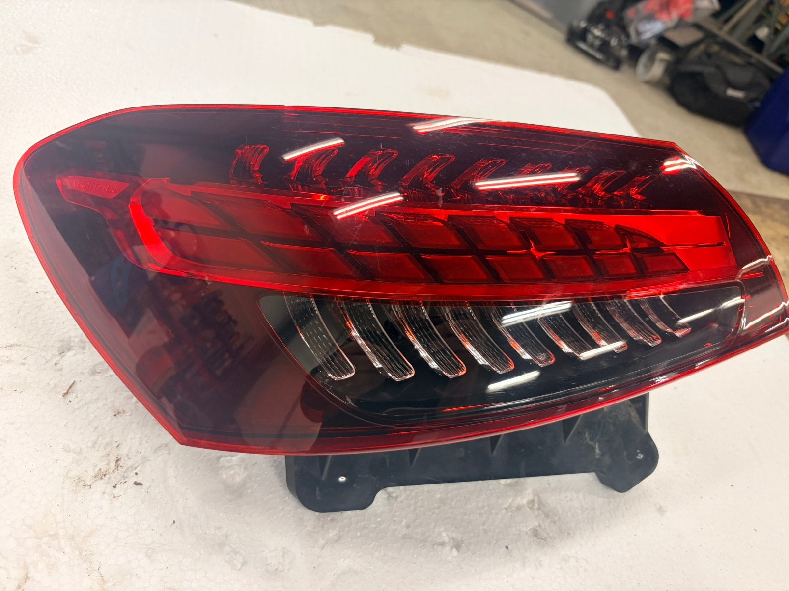 Mercedes E-klasse LED-optiek, Motoren, Ophalen