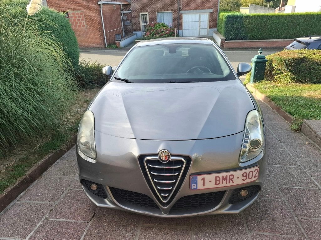 Vente Alfa Romeo Giulietta 1.6 JTDm, Auto's, Euro 5, Stof, Zwart, Overige kleuren