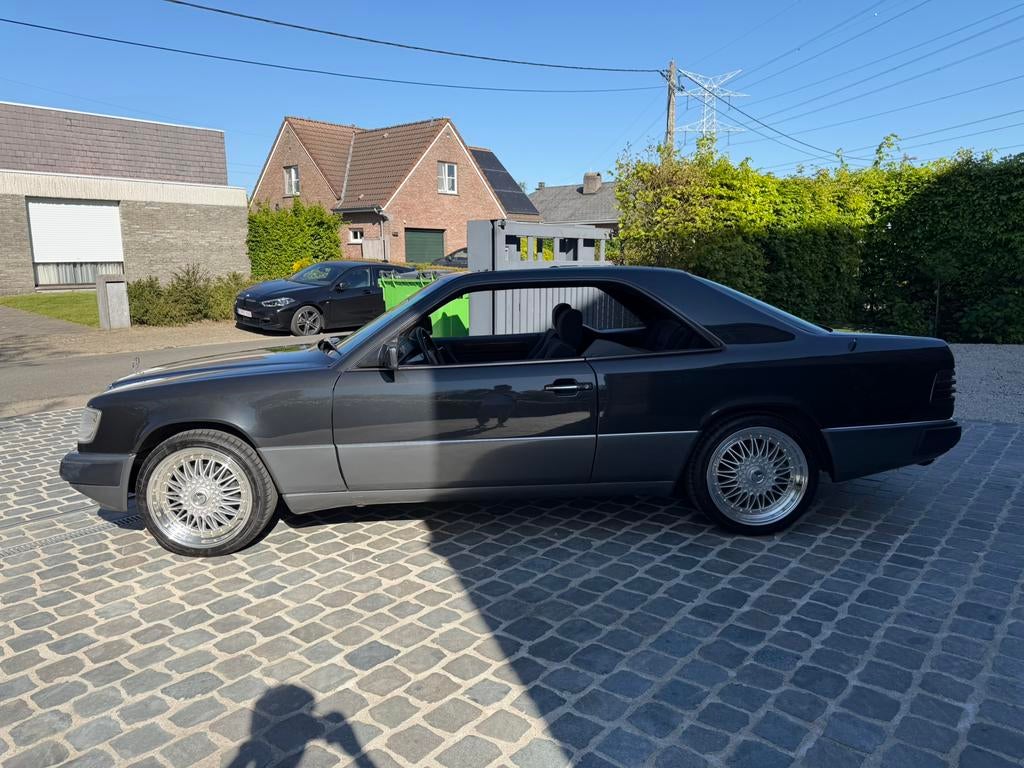 300CE COUPE w124 AUTOMAAT, foto 3