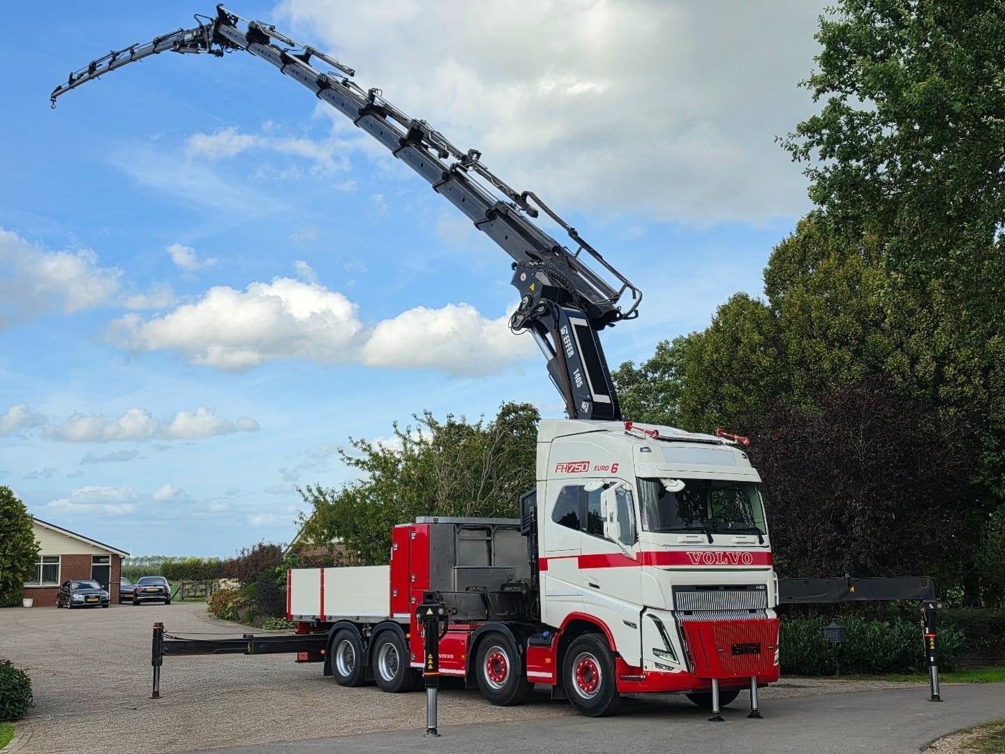 Volvo FH16 750 8x4 ! EFFER 1405 ! FLYJIB/TREWÈVRE/STABILI, Cuir, Achat, Euro 6, Entreprise