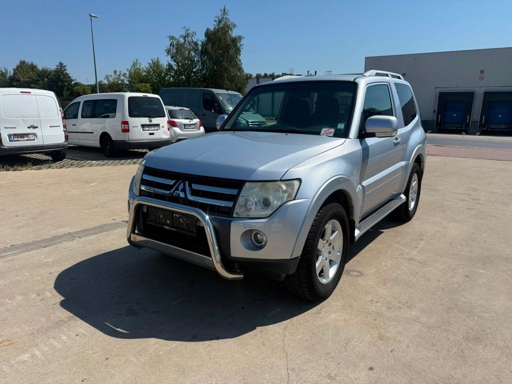 Mitsubishi Pajero (Numéro de stock 00372), Autos, Mitsubishi, Argent ou Gris, Achat, Entreprise, https://public.car-pass.be/vhr/809df5db-fe75-4a65-ae0a-b88837079b68hatsApp-bericht naar +32460957205 tussen 10:00 en 17:00 uur.