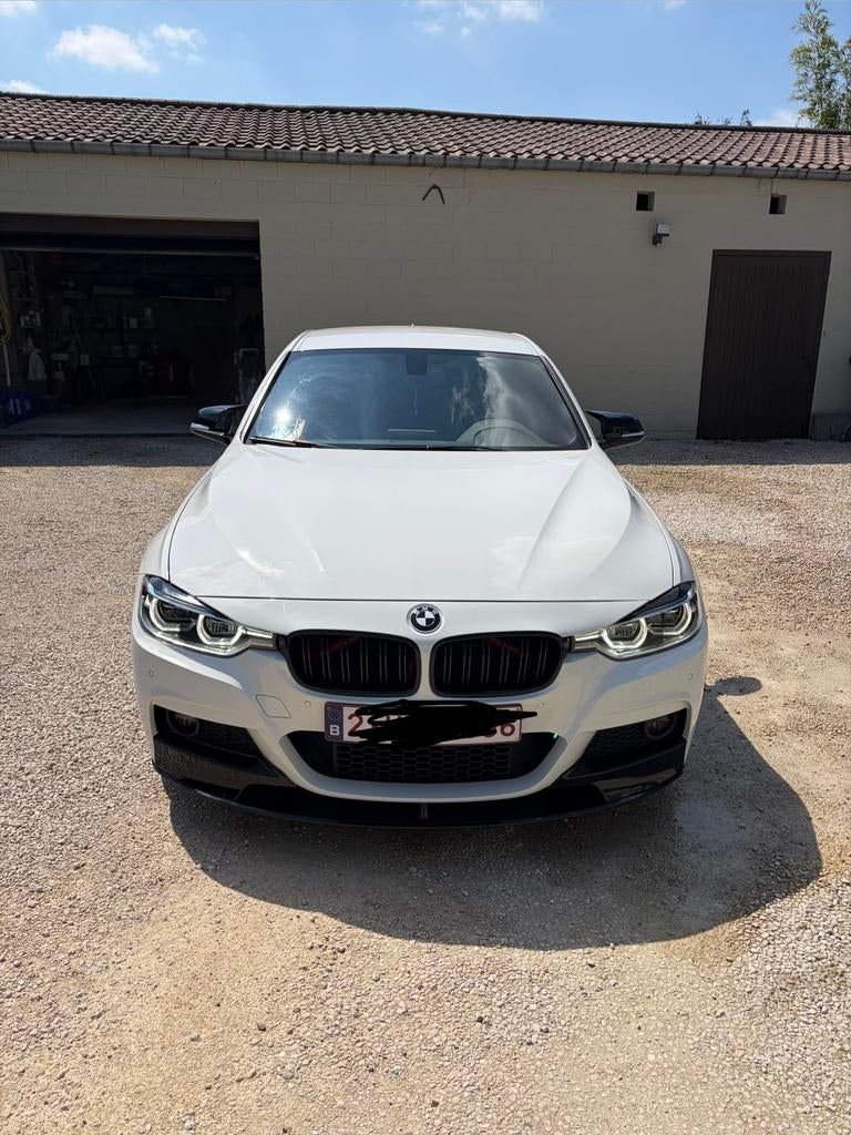 BMW 320i pack M, Wit, Leder, 1900 kg, 5 deurs