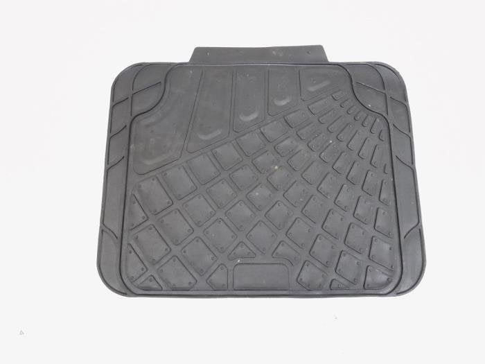 Revêtement sol d'un Volkswagen Polo, Volkswagen, -, 3 mois de garantie, Utilisé
