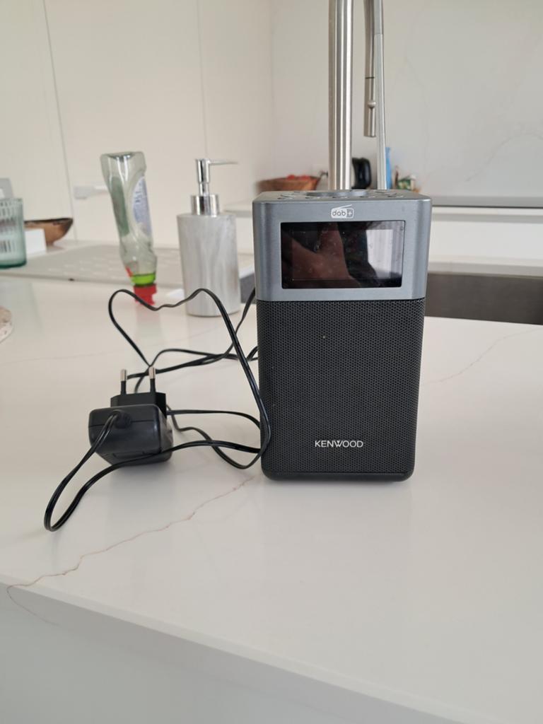 DAB radio Kenwood, Ophalen, Radio
